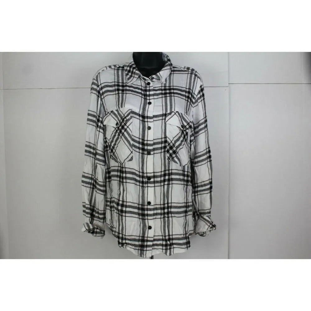 ladies sanctuary snap front top size L